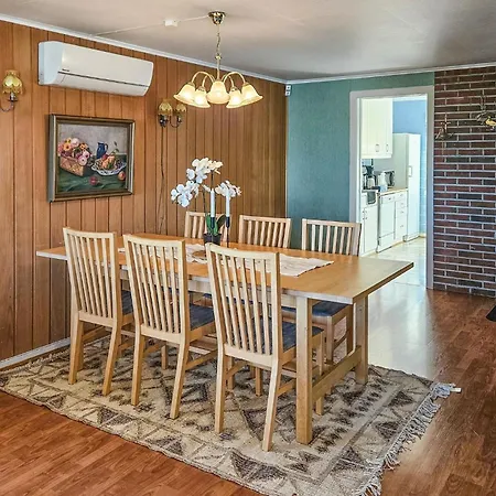 Holiday home In *