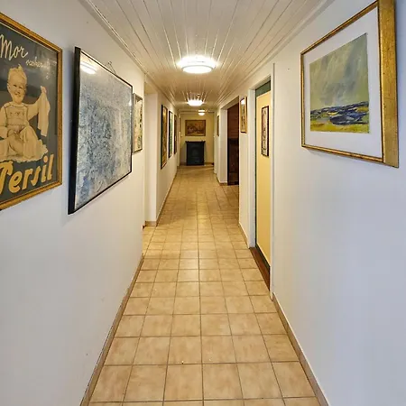 Gorgeous In With Kitchen Holiday home *